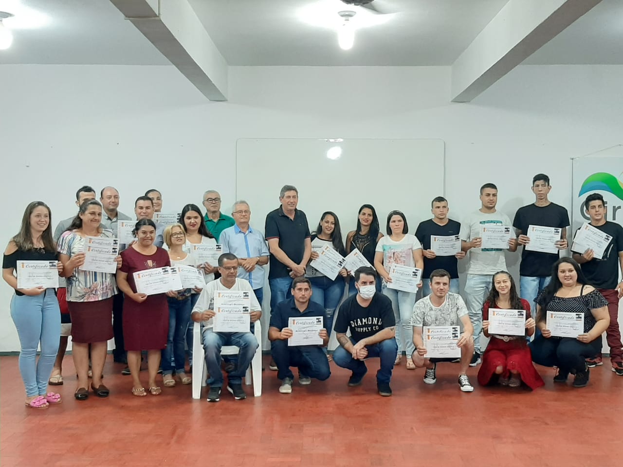 Mais 24 giruaenses formam-se em curso profissionalizante promovido pelo Governo Municipal